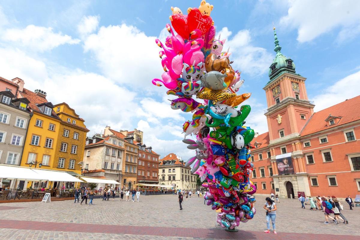 Royal Castle Square Old Town Апартаменти *